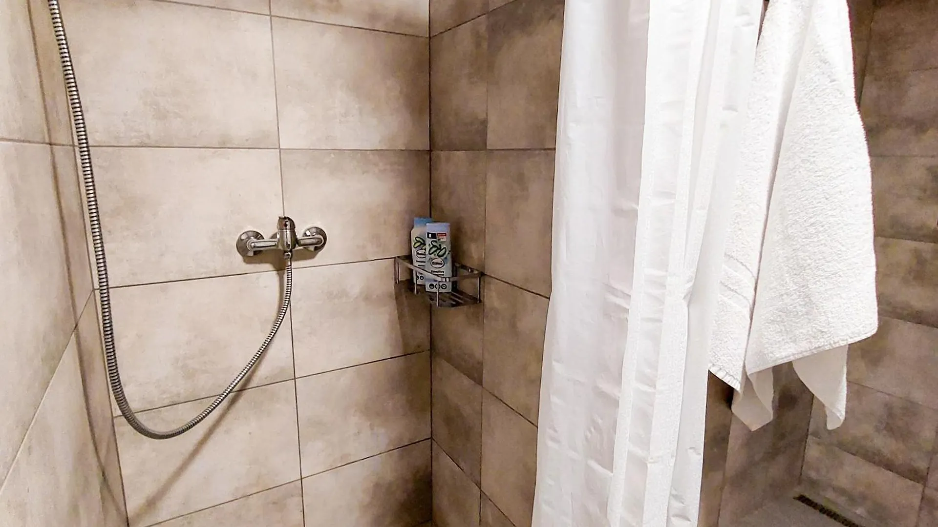 Quarto em Acomodações Particulares Single Room B5 In Prague 7