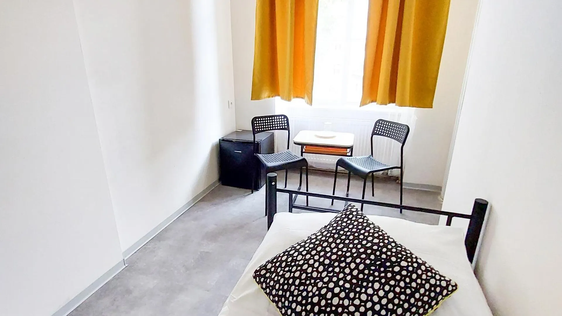 Single Room B5 In Prague 7 República Checa