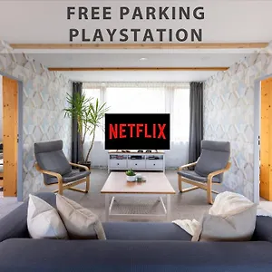 Vousata Dama - Ps3 - Parking Free Apartament